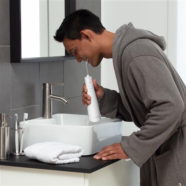 White Waterpik? Cordless Pulse Water Flosser - Image 3